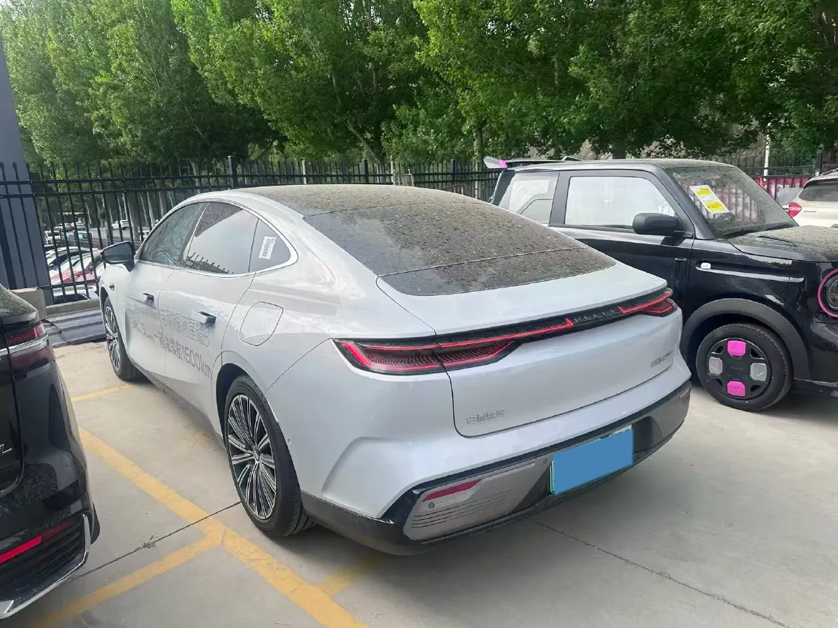 2025 Geely Galaxy Starshine 8 1.5L 112HP L4 1DHT PHEV,autocango,china used car exporter,china ev exporter,chinese used car exporter,chinese used ev exporter