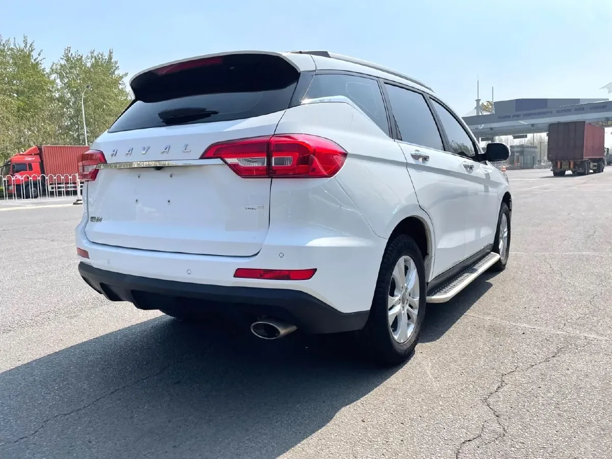 2019 Haval M6 1.5T 150HP L4 7DCT,autocango,china used car exporter,china ev exporter,chinese used car exporter,chinese used ev exporter