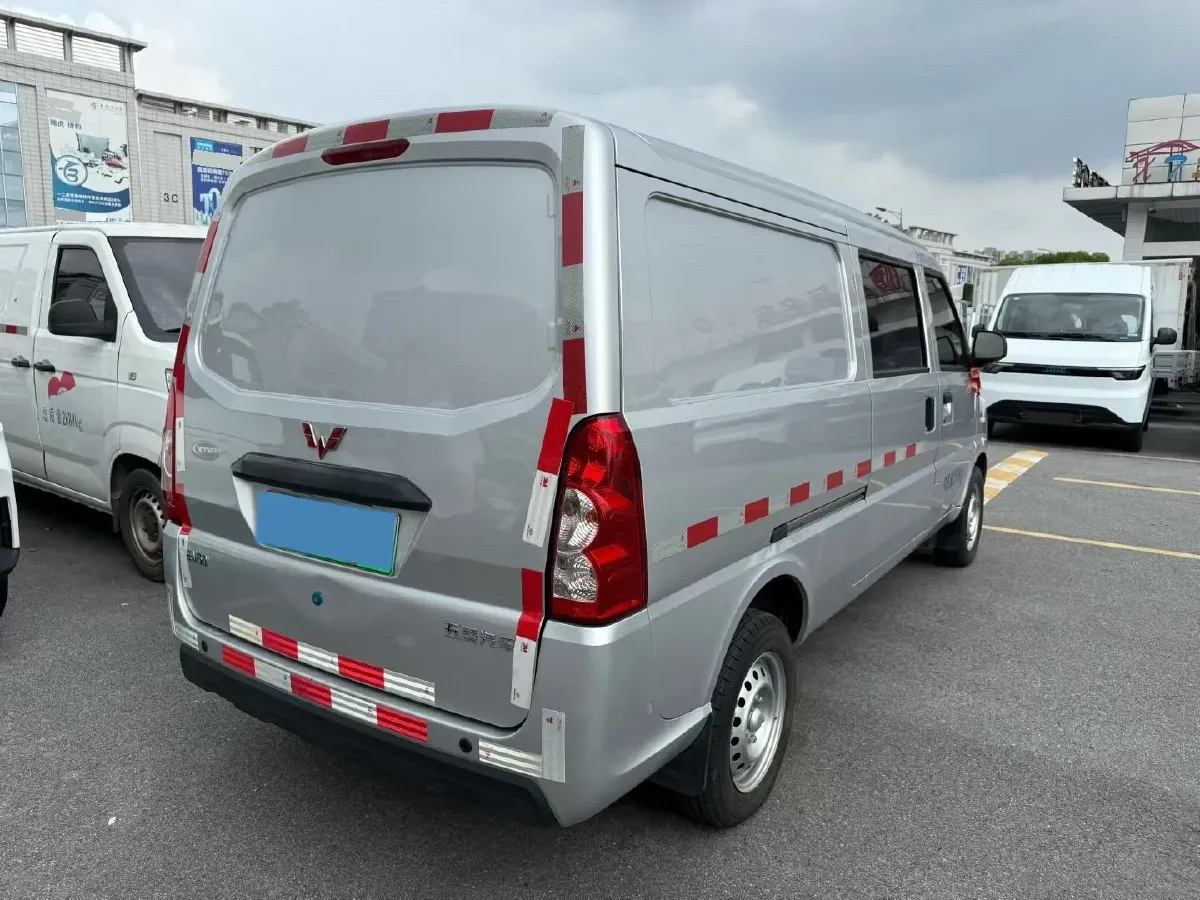 2021 WuLing EV50 BEV 41.86KWH,autocango,china used car exporter,china ev exporter,chinese used car exporter,chinese used ev exporter