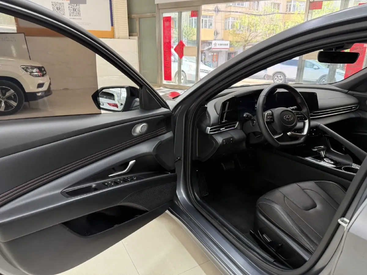 2022 Hyundai Elantra 1.5L 115HP L4 CVT,autocango,china used car exporter,china ev exporter,chinese used car exporter,chinese used ev exporter