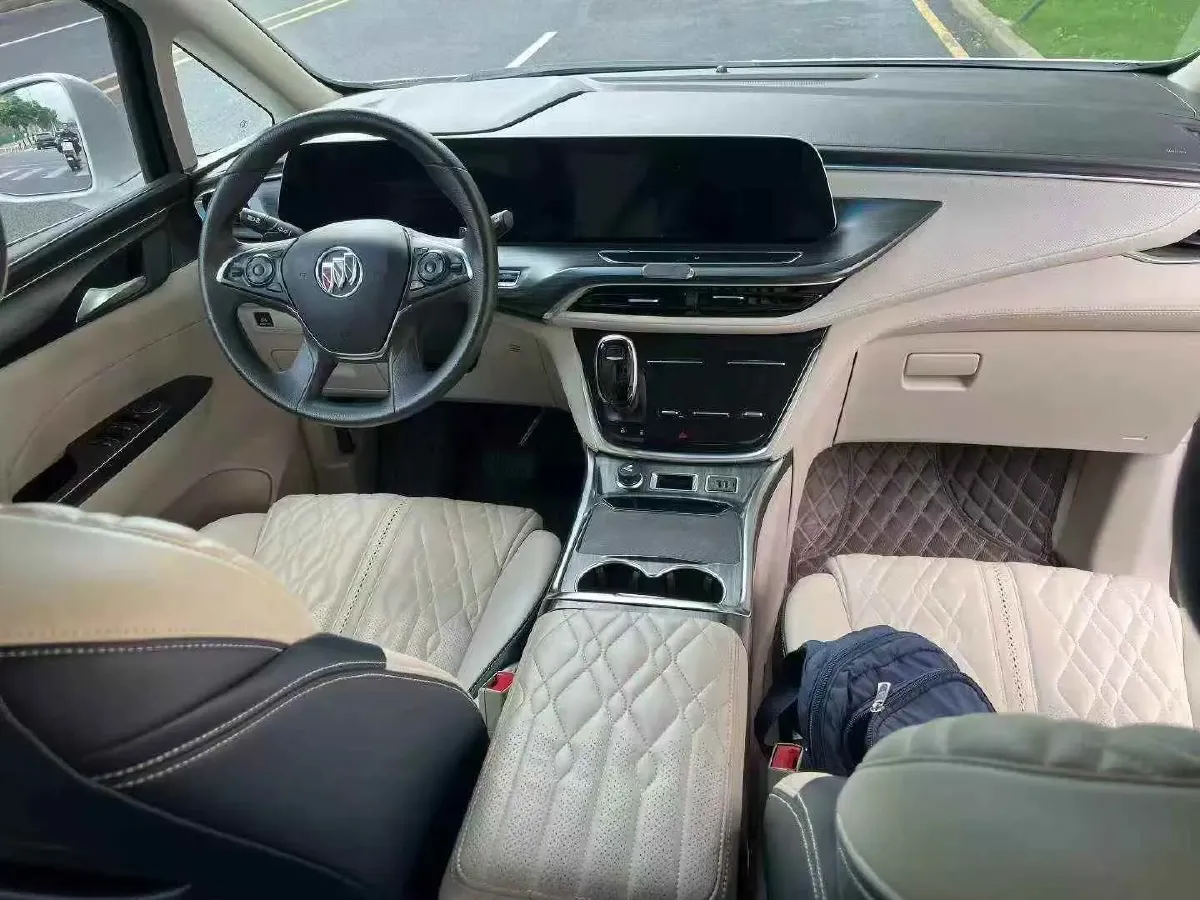 2021 Buick GL8 2.0T 237HP L4 9AT,autocango,china used car exporter,china ev exporter,chinese used car exporter,chinese used ev exporter