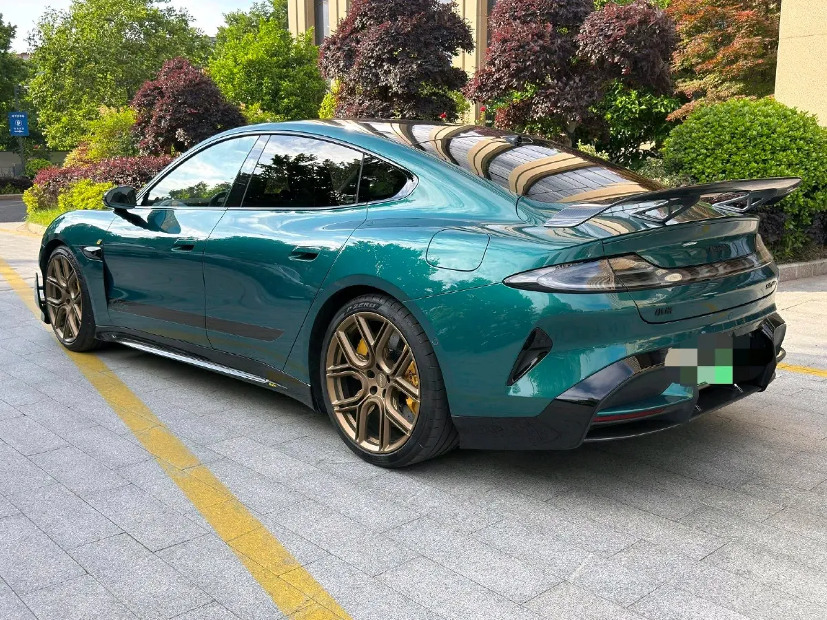 2025 MI SU7 Ultra BEV 93.7KWH,autocango,china used car exporter,china ev exporter,chinese used car exporter,chinese used ev exporter