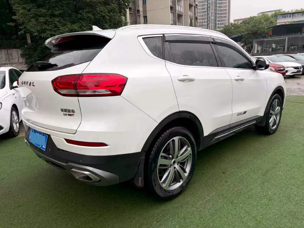 2017 Haval H6 2.0T 197HP L4 7DCT,autocango,china used car exporter,china ev exporter,chinese used car exporter,chinese used ev exporter
