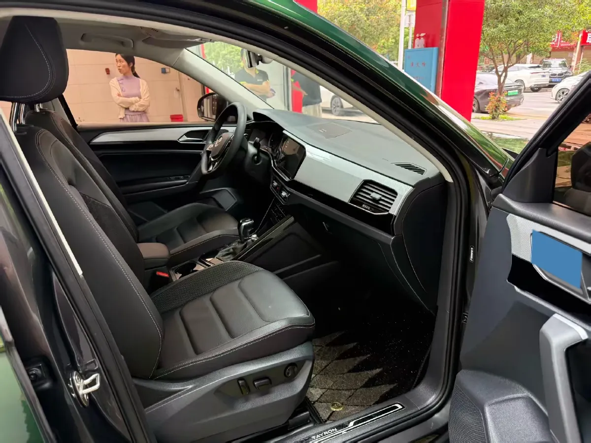 2021 Volkswagen Tayron 2.0T 186HP L4 7DCT,autocango,china used car exporter,china ev exporter,chinese used car exporter,chinese used ev exporter