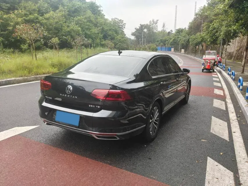 2020 Volkswagen Magotan 2.0T 220HP L4 7DCT,autocango,china used car exporter,china ev exporter,chinese used car exporter,chinese used ev exporter
