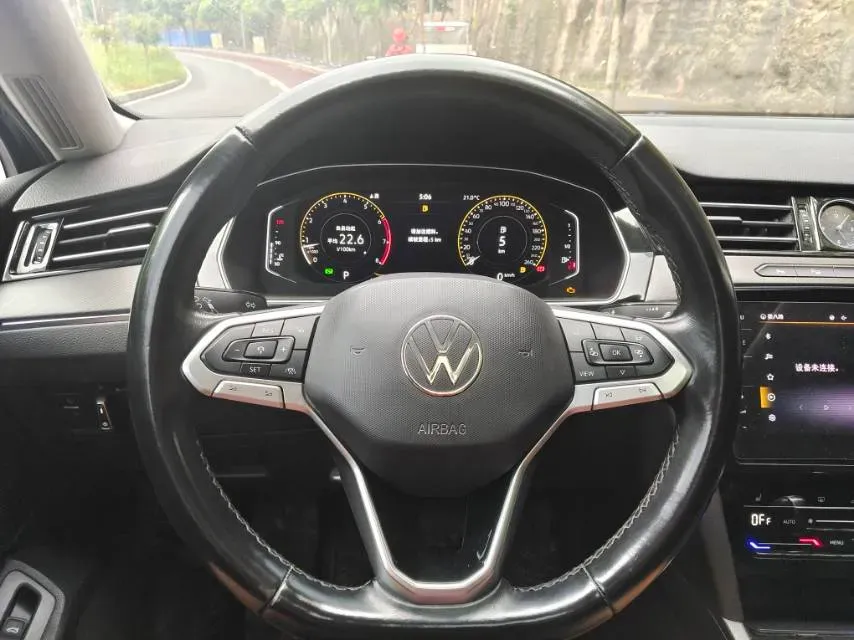 2020 Volkswagen Magotan 2.0T 220HP L4 7DCT,autocango,china used car exporter,china ev exporter,chinese used car exporter,chinese used ev exporter