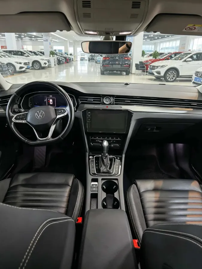 2020 Volkswagen Magotan 2.0T 186HP L4 7DCT,autocango,china used car exporter,china ev exporter,chinese used car exporter,chinese used ev exporter