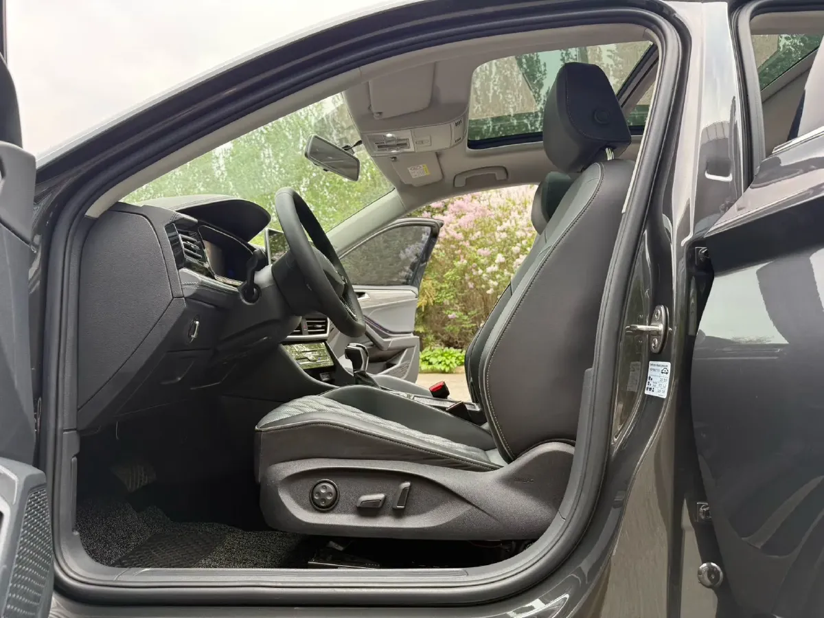 2023 Volkswagen Sagitar 1.4T 150HP L4 7DCT,autocango,china used car exporter,china ev exporter,chinese used car exporter,chinese used ev exporter