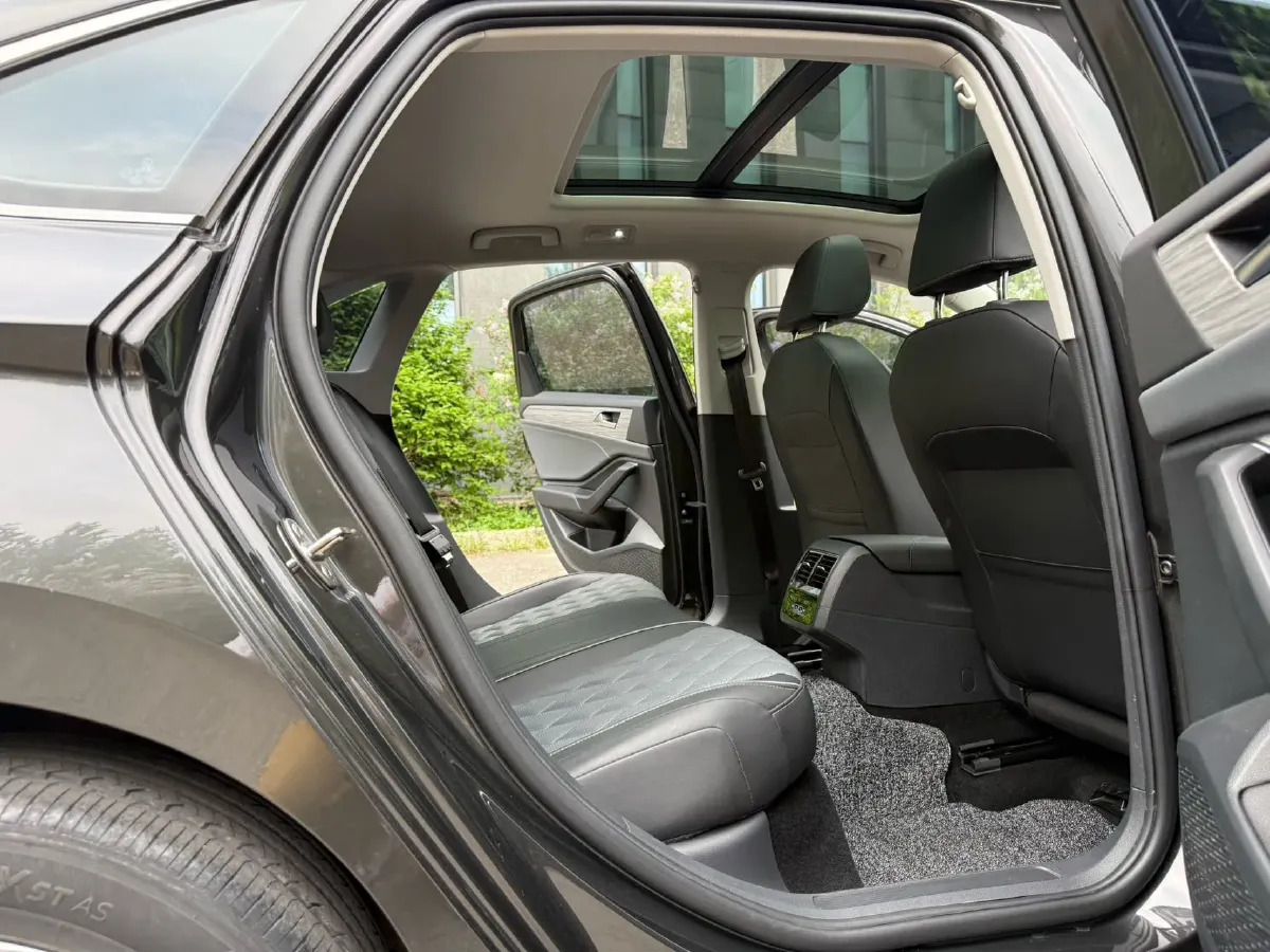 2023 Volkswagen Sagitar 1.4T 150HP L4 7DCT,autocango,china used car exporter,china ev exporter,chinese used car exporter,chinese used ev exporter