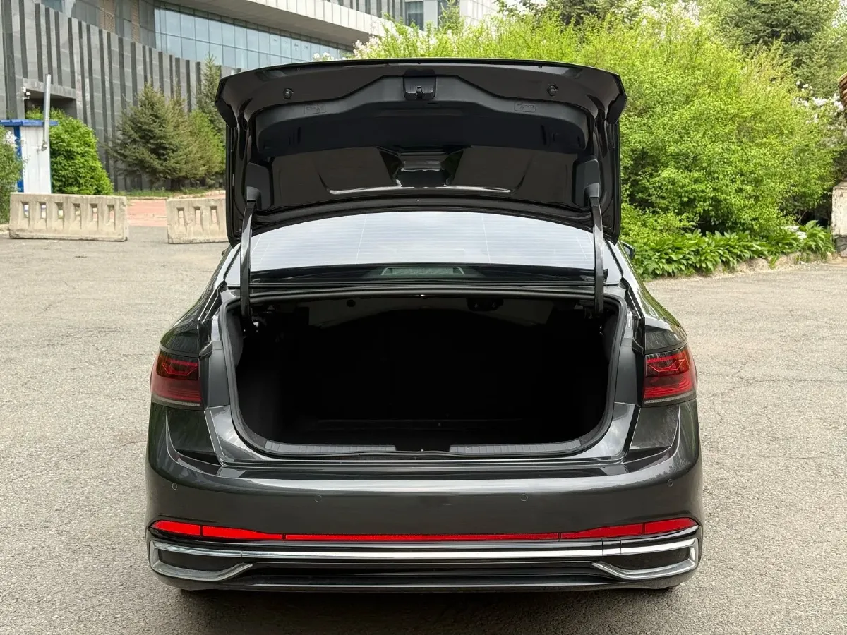 2023 Volkswagen Sagitar 1.4T 150HP L4 7DCT,autocango,china used car exporter,china ev exporter,chinese used car exporter,chinese used ev exporter