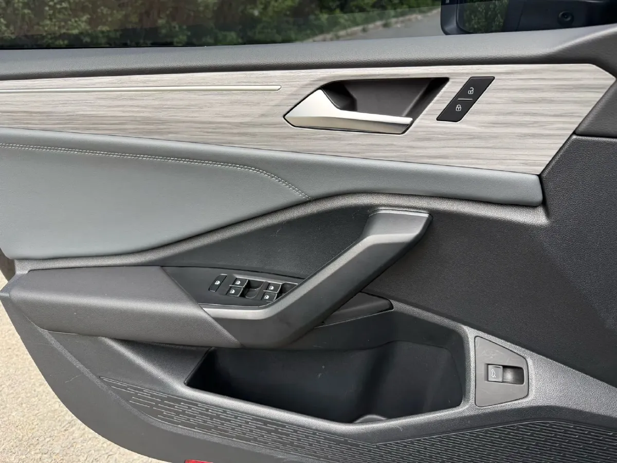 2023 Volkswagen Sagitar 1.4T 150HP L4 7DCT,autocango,china used car exporter,china ev exporter,chinese used car exporter,chinese used ev exporter