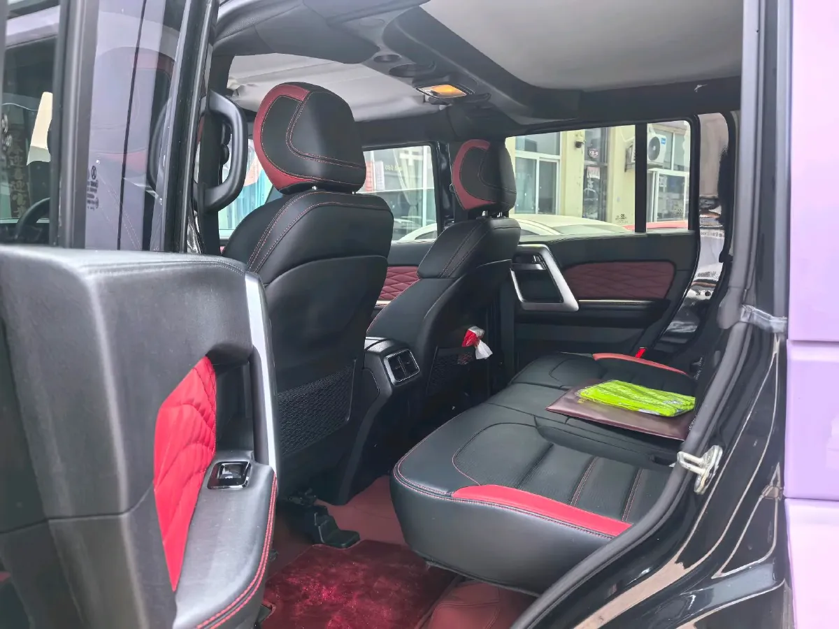 2018 Beijing BJ40 2.3T 250HP L4 6AT,autocango,china used car exporter,china ev exporter,chinese used car exporter,chinese used ev exporter