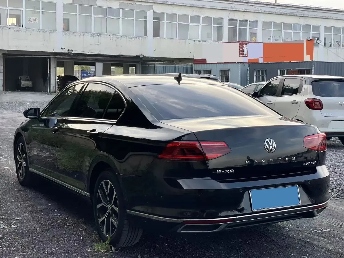 2020 Volkswagen Magotan 2.0T 186HP L4 7DCT,autocango,china used car exporter,china ev exporter,chinese used car exporter,chinese used ev exporter