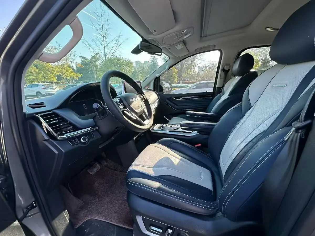 2020 MAXUS G20 2.0T 224HP L4 8AT,autocango,china used car exporter,china ev exporter,chinese used car exporter,chinese used ev exporter