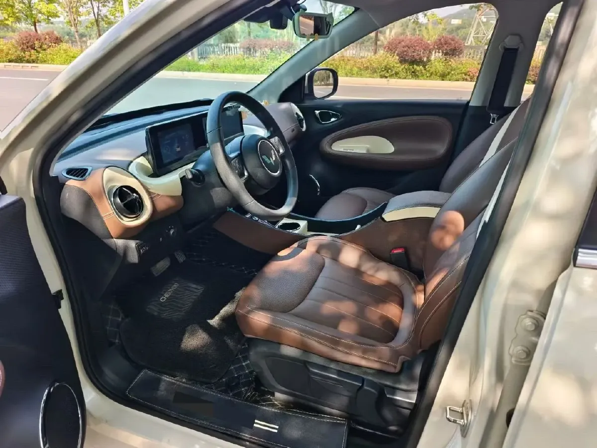 2023 WuLing BinGuo BEV 31.9KWH,autocango,china used car exporter,china ev exporter,chinese used car exporter,chinese used ev exporter