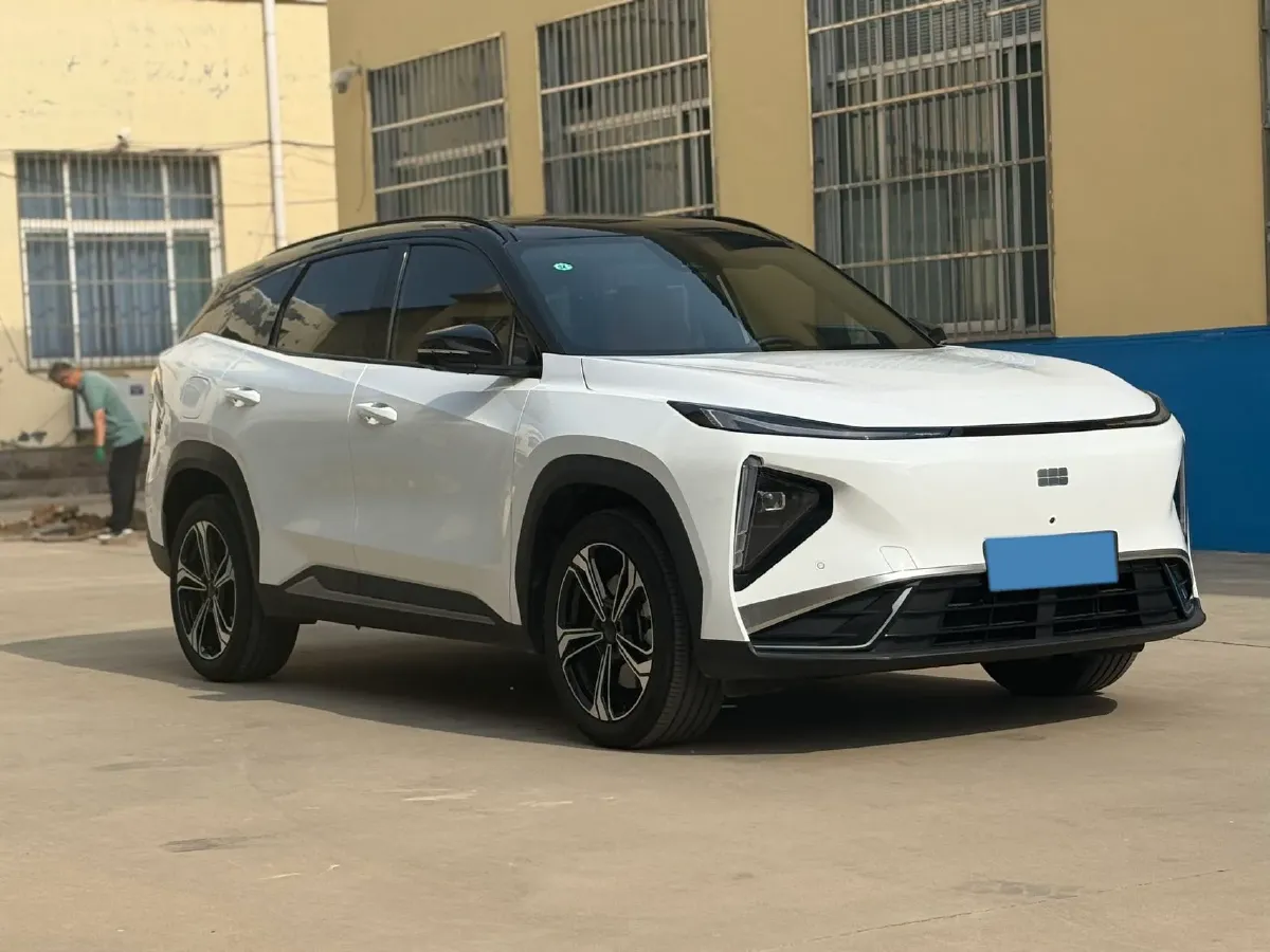 2025 Geely Galaxy L7 1.5L 112HP L4 1DHT PHEV 18.4KWH,autocango,china used car exporter,china ev exporter,chinese used car exporter,chinese used ev exporter