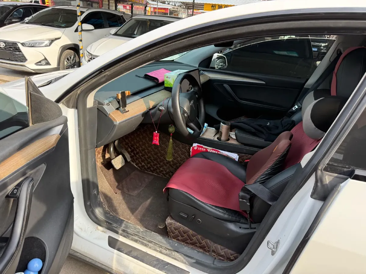 2022 Tesla Model Y BEV 60KWH,autocango,china used car exporter,china ev exporter,chinese used car exporter,chinese used ev exporter
