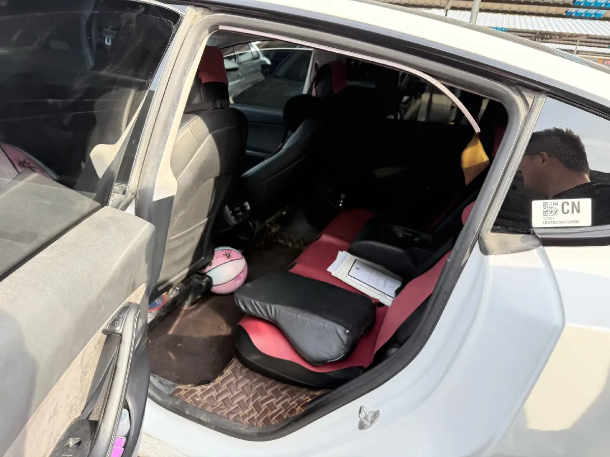 2022 Tesla Model Y BEV 60KWH,autocango,china used car exporter,china ev exporter,chinese used car exporter,chinese used ev exporter