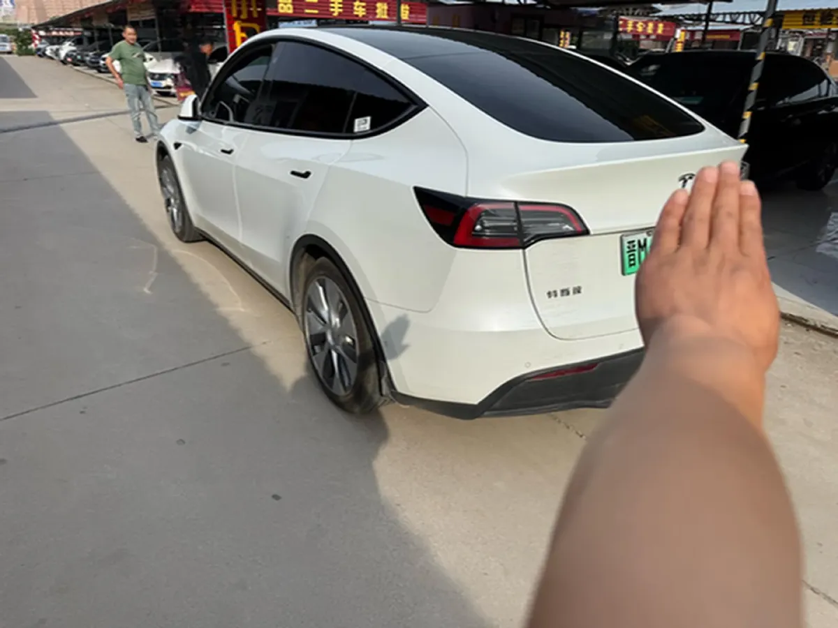2022 Tesla Model Y BEV 60KWH,autocango,china used car exporter,china ev exporter,chinese used car exporter,chinese used ev exporter