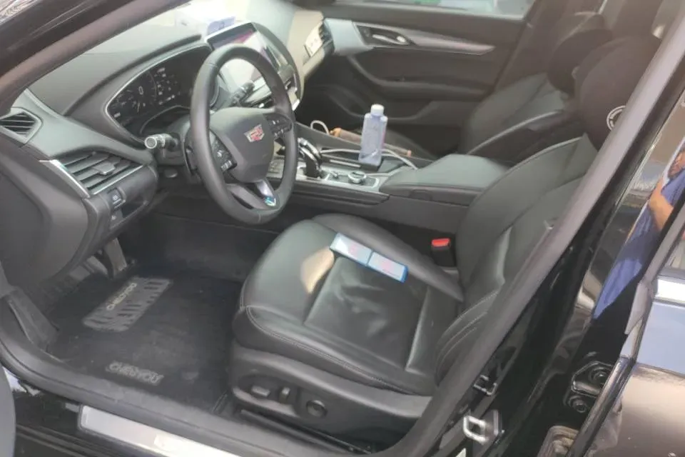 2023 Cadillac CT5 2.0T 237HP L4 10AT,autocango,china used car exporter,china ev exporter,chinese used car exporter,chinese used ev exporter