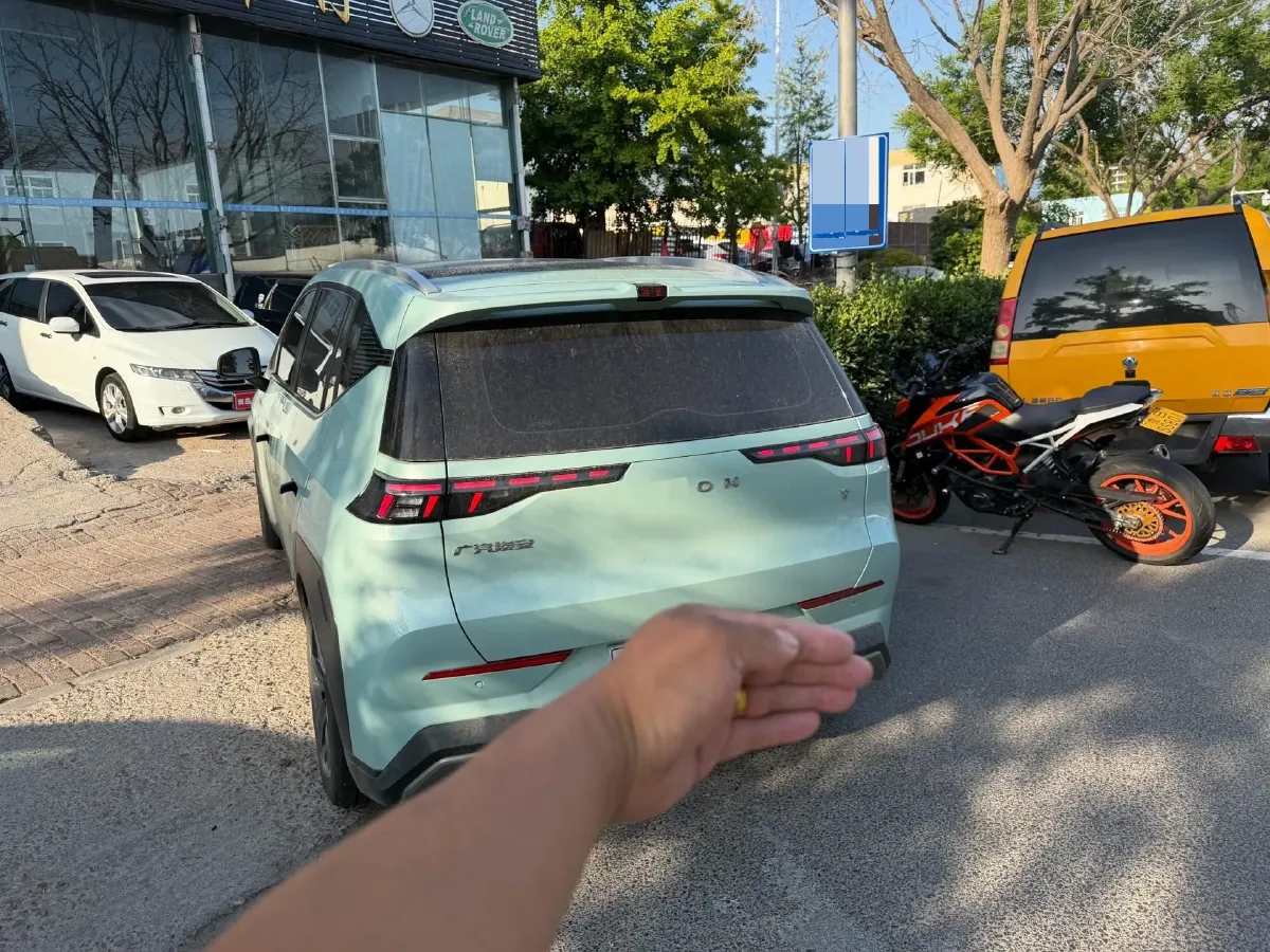 2022 Geely Okavango 1.8T 184HP L4 7DCT,autocango,china used car exporter,china ev exporter,chinese used car exporter,chinese used ev exporter