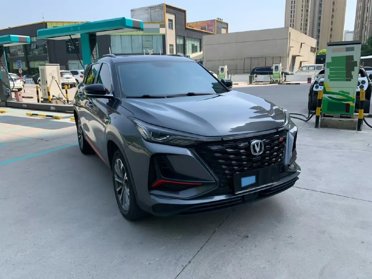 2022 ChangAn CS75 Plus 2.0T 233HP L4 8AT,autocango,china used car exporter,china ev exporter,chinese used car exporter,chinese used ev exporter