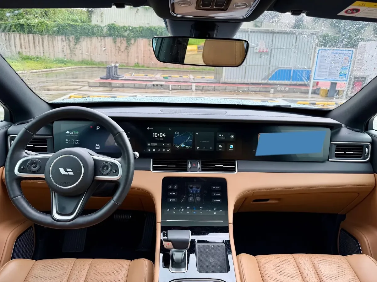2020 Li ONE Range Extended 131HP REEV 40.5KWH,autocango,china used car exporter,china ev exporter,chinese used car exporter,chinese used ev exporter