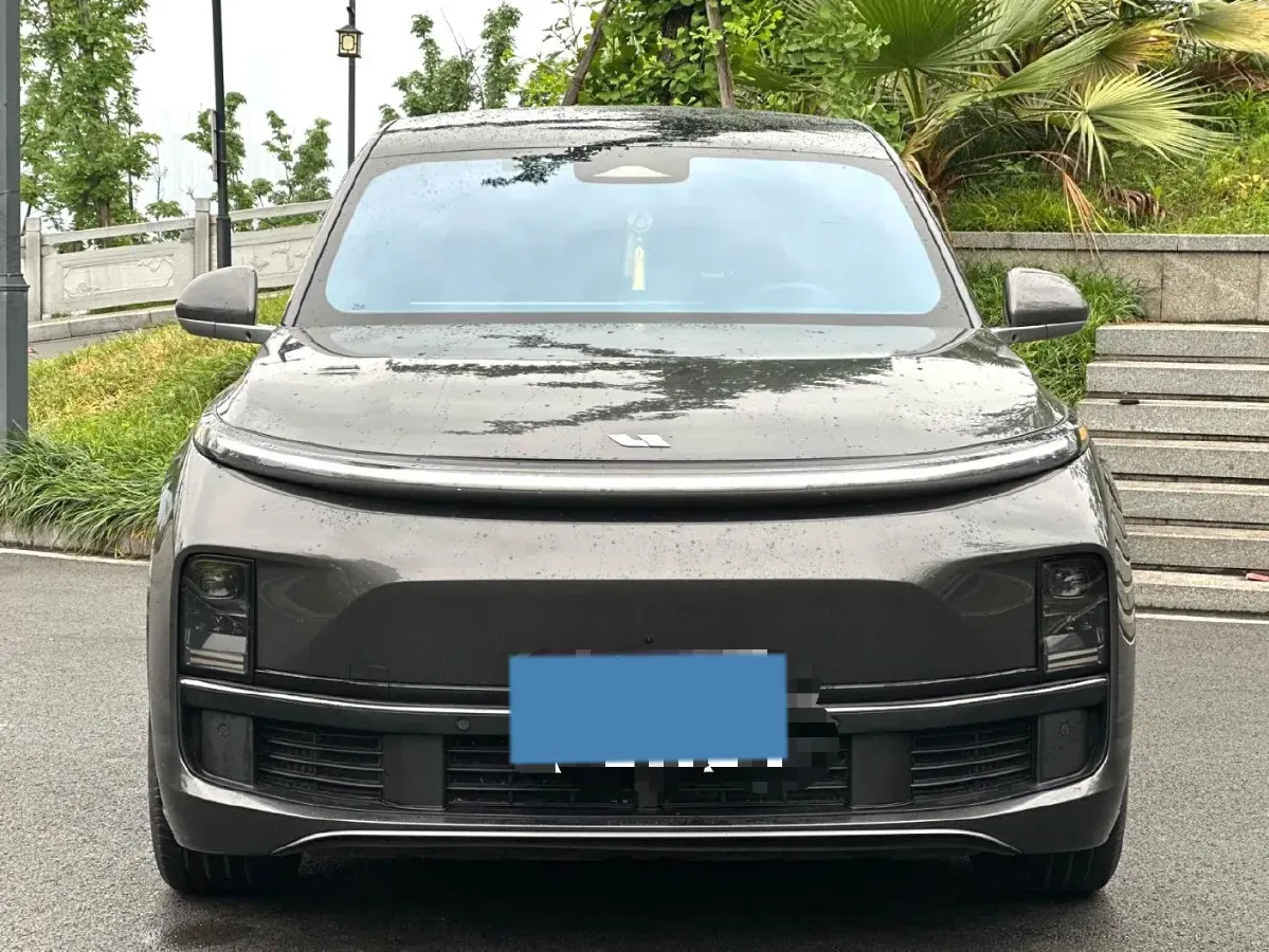 2024 Volvo S60 2.0T 197HP L4 7DCT,autocango,china used car exporter,china ev exporter,chinese used car exporter,chinese used ev exporter