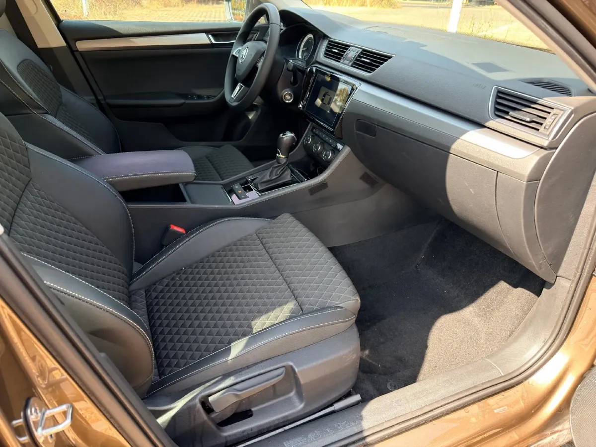 2018 Nissan Terra 2.5L 184HP L4 7AT,autocango,china used car exporter,china ev exporter,chinese used car exporter,chinese used ev exporter