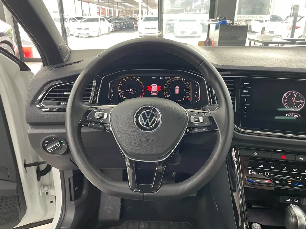 2021 Volkswagen T-Roc 1.4T 150HP L4 7DCT,autocango,china used car exporter,china ev exporter,chinese used car exporter,chinese used ev exporter