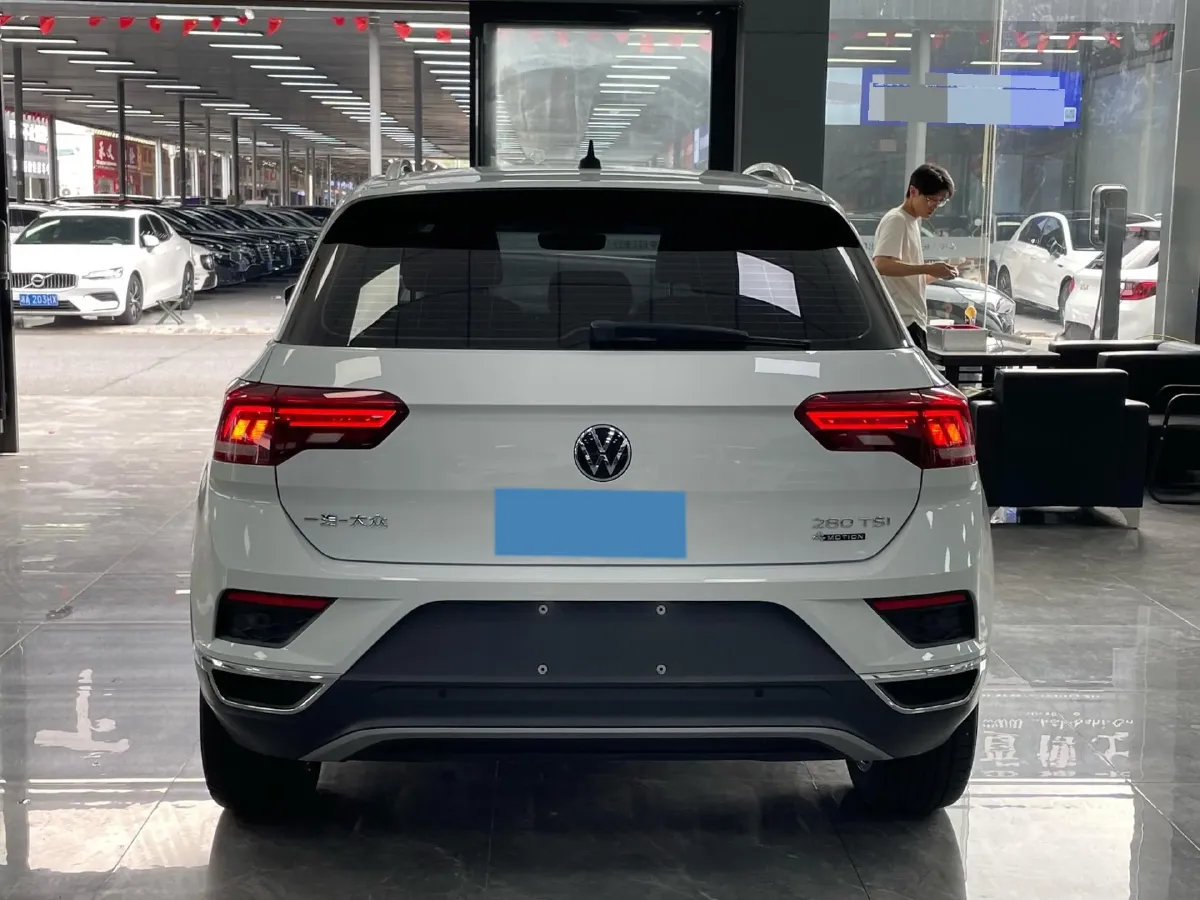 2021 Volkswagen T-Roc 1.4T 150HP L4 7DCT,autocango,china used car exporter,china ev exporter,chinese used car exporter,chinese used ev exporter