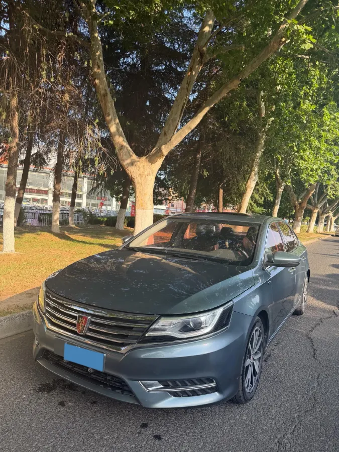 2018 Roewe i6 1.5T 169HP L4 7DCT,autocango,china used car exporter,china ev exporter,chinese used car exporter,chinese used ev exporter