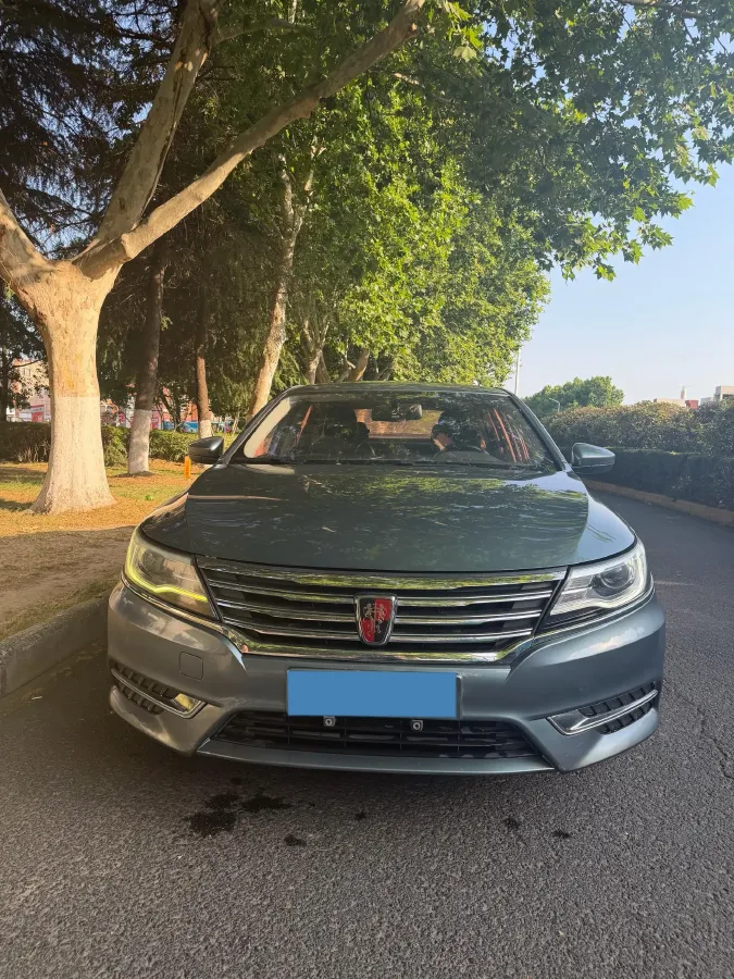 2018 Roewe i6 1.5T 169HP L4 7DCT,autocango,china used car exporter,china ev exporter,chinese used car exporter,chinese used ev exporter