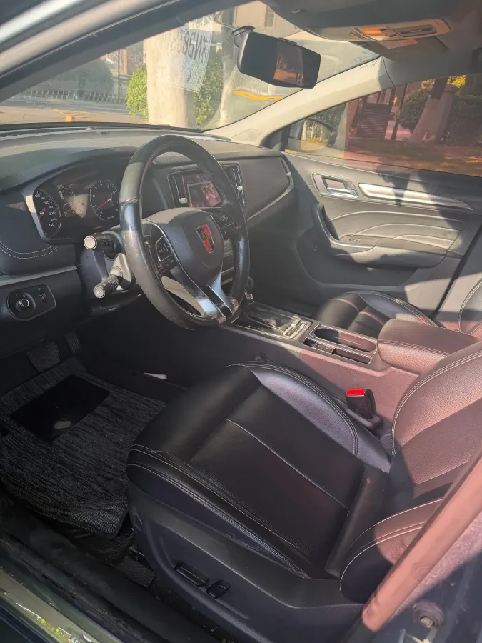 2018 Roewe i6 1.5T 169HP L4 7DCT,autocango,china used car exporter,china ev exporter,chinese used car exporter,chinese used ev exporter