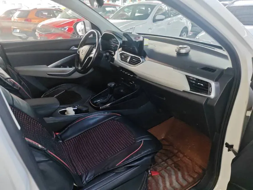 2018 BaoJun 530 1.5T 150HP L4 6DCT,autocango,china used car exporter,china ev exporter,chinese used car exporter,chinese used ev exporter