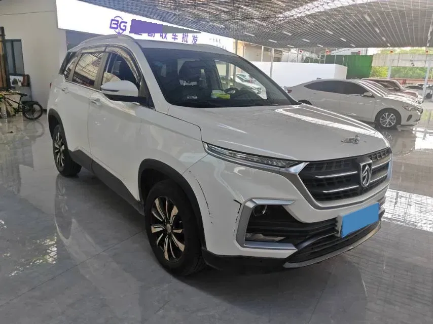 2018 BaoJun 530 1.5T 150HP L4 6DCT,autocango,china used car exporter,china ev exporter,chinese used car exporter,chinese used ev exporter