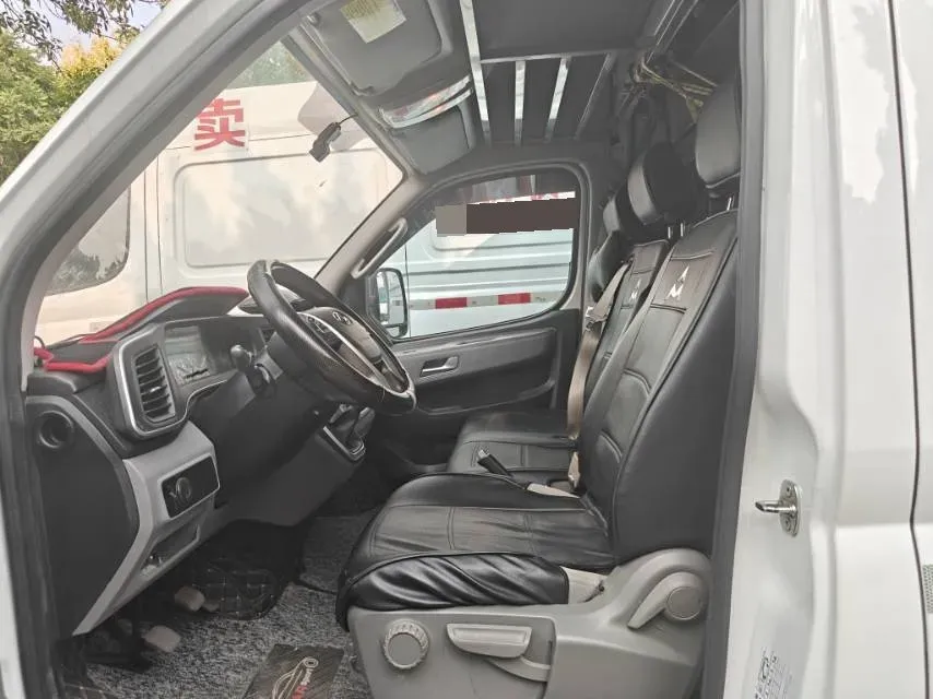2023 DongFeng DFAC YuFeng 2.0T 136HP L4 6MT,autocango,china used car exporter,china ev exporter,chinese used car exporter,chinese used ev exporter
