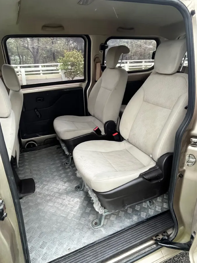 2019 Bestune T33 1.6L 114HP L4 5MT,autocango,china used car exporter,china ev exporter,chinese used car exporter,chinese used ev exporter