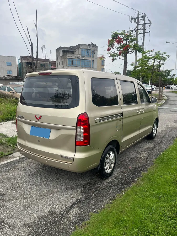 2019 Bestune T33 1.6L 114HP L4 5MT,autocango,china used car exporter,china ev exporter,chinese used car exporter,chinese used ev exporter