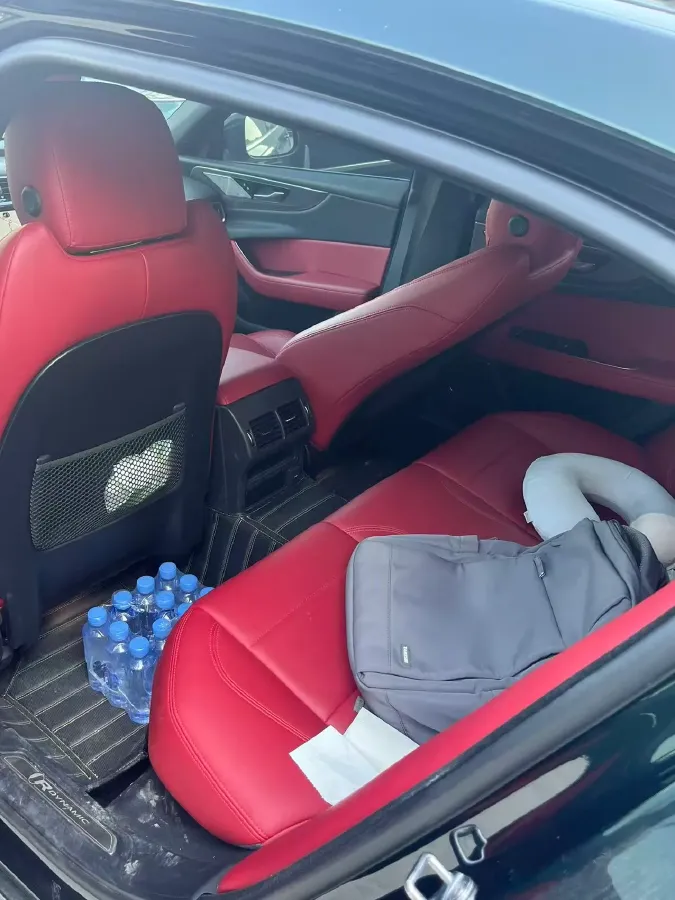 2023 Jaguar XEL 2.0T 250HP L4 8AT,autocango,china used car exporter,china ev exporter,chinese used car exporter,chinese used ev exporter