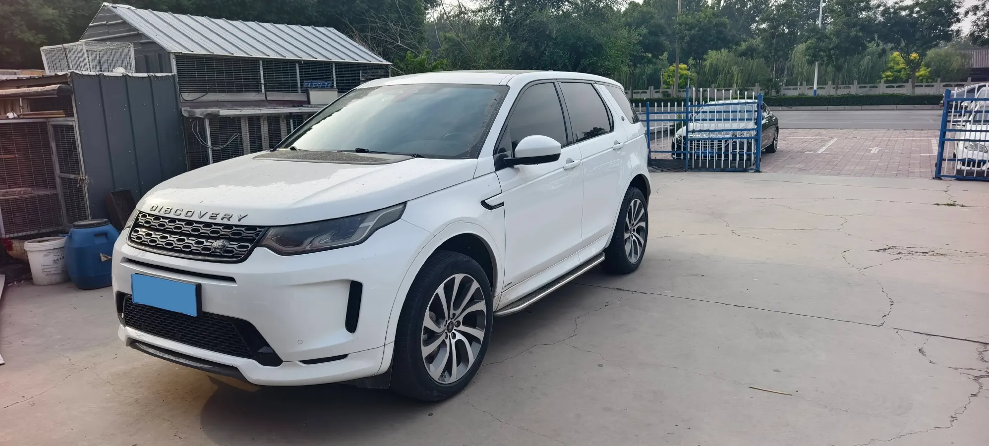 2020 Land Rover Discovery Sport 2.0T 249HP L4 9AT,autocango,china used car exporter,china ev exporter,chinese used car exporter,chinese used ev exporter