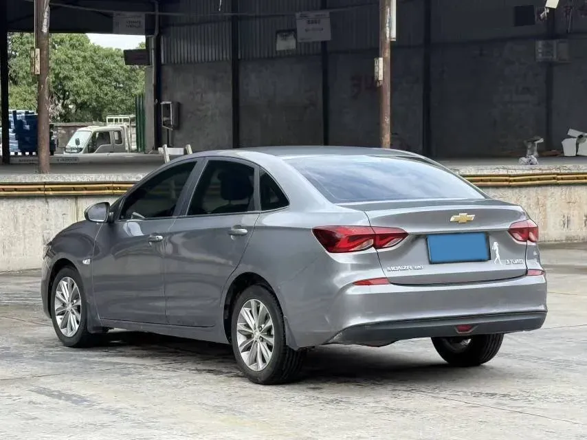 2020 Chevrolet Monza 1.5L 113HP L4 6AT,autocango,china used car exporter,china ev exporter,chinese used car exporter,chinese used ev exporter