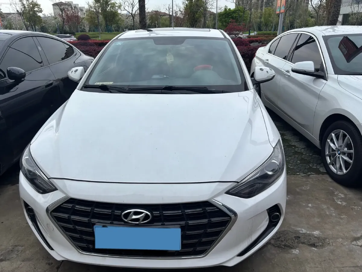 2019 Hyundai Elantra 1.5L 115HP L4 CVT,autocango,china used car exporter,china ev exporter,chinese used car exporter,chinese used ev exporter