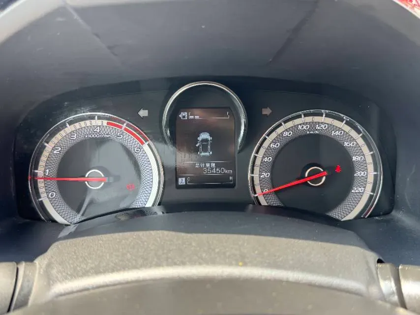 2023 Isuzu RE-MAX Jim 2.5T 143HP L4 6MT,autocango,china used car exporter,china ev exporter,chinese used car exporter,chinese used ev exporter