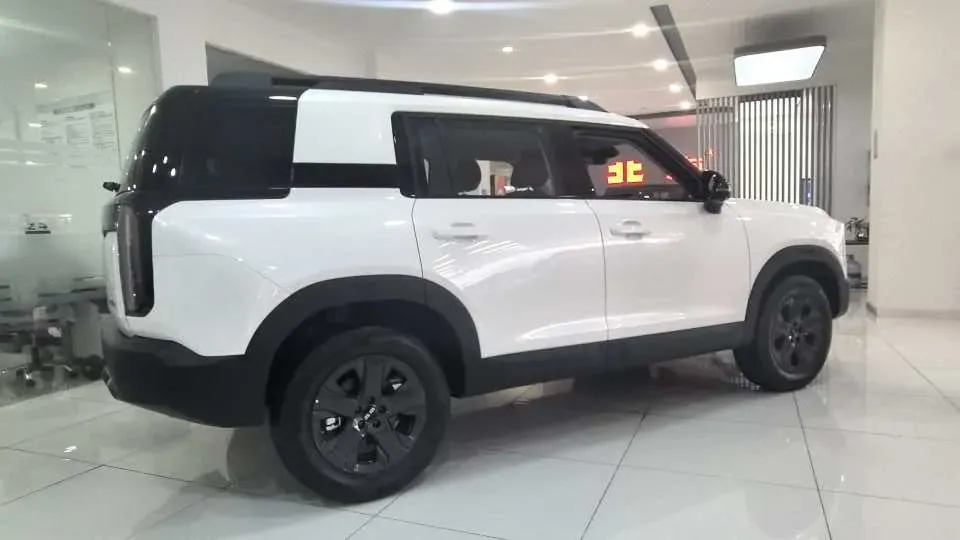 2026 Beijing BJ30 1.5T 188HP L4 7DCT,autocango,china used car exporter,china ev exporter,chinese used car exporter,chinese used ev exporter