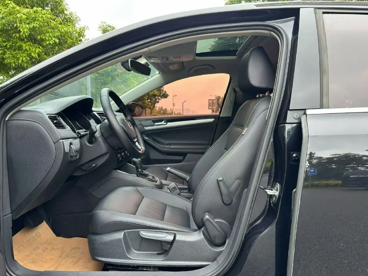 2018 Volkswagen Sagitar 1.2T 110HP L4 7DCT,autocango,china used car exporter,china ev exporter,chinese used car exporter,chinese used ev exporter