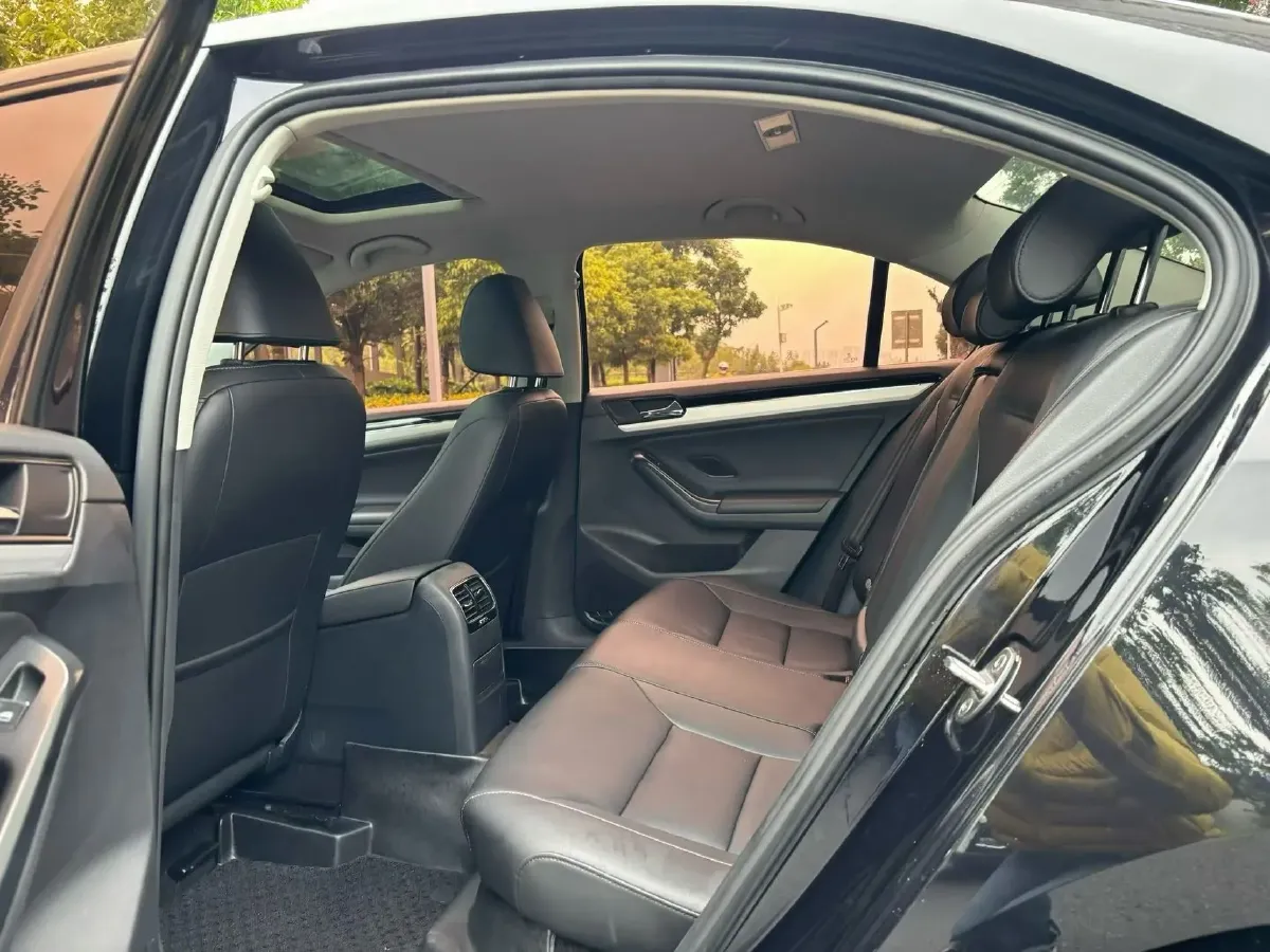 2018 Volkswagen Sagitar 1.2T 110HP L4 7DCT,autocango,china used car exporter,china ev exporter,chinese used car exporter,chinese used ev exporter