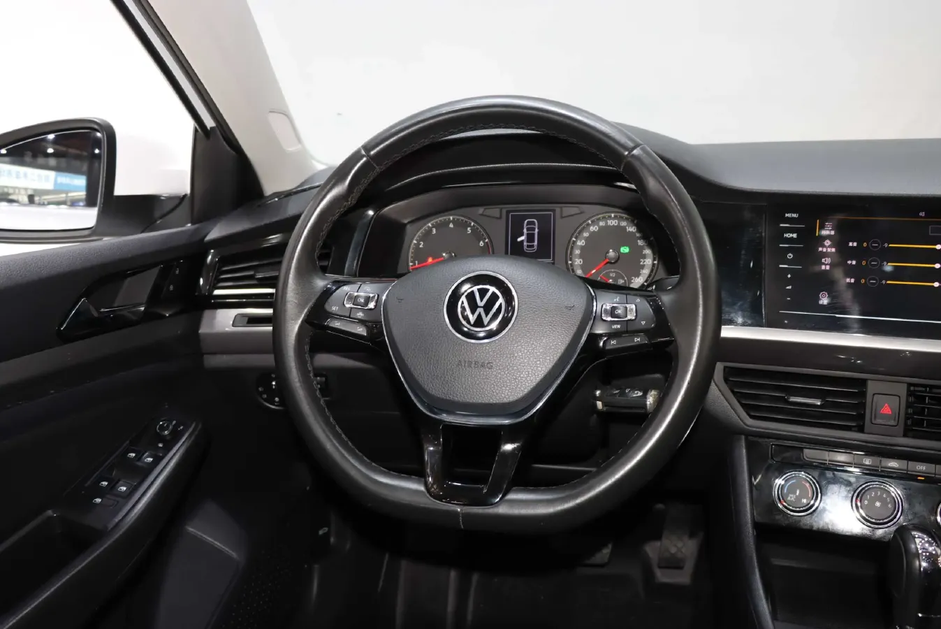 2021 Volkswagen Bora 1.5L 113HP L4 6AT,autocango,china used car exporter,china ev exporter,chinese used car exporter,chinese used ev exporter
