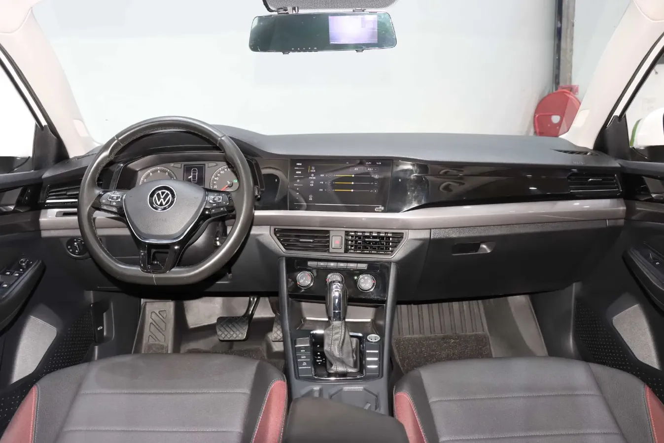 2021 Volkswagen Bora 1.5L 113HP L4 6AT,autocango,china used car exporter,china ev exporter,chinese used car exporter,chinese used ev exporter