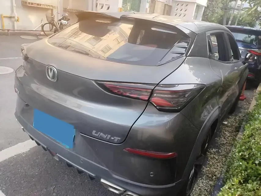 2020 ChangAn UNI-T 1.5T 180HP L4 7DCT,autocango,china used car exporter,china ev exporter,chinese used car exporter,chinese used ev exporter